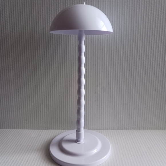 14" Wig/ Hat Stand - Picture 7 of 10
